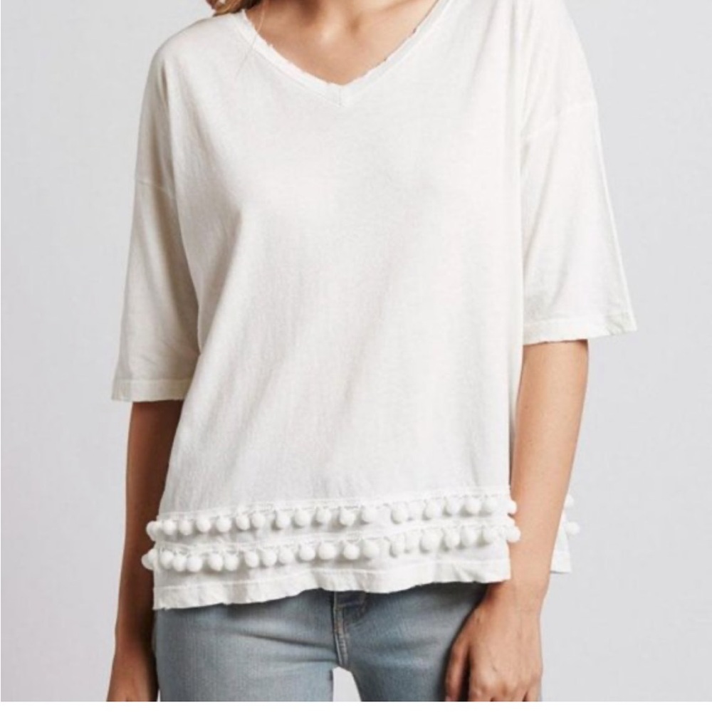 Pom Pom Tshirt